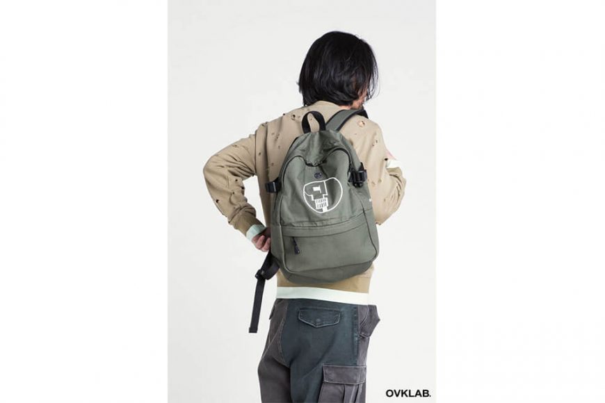 B-1602_Military Basic Backpack_web_Styling(2016Q1)-2