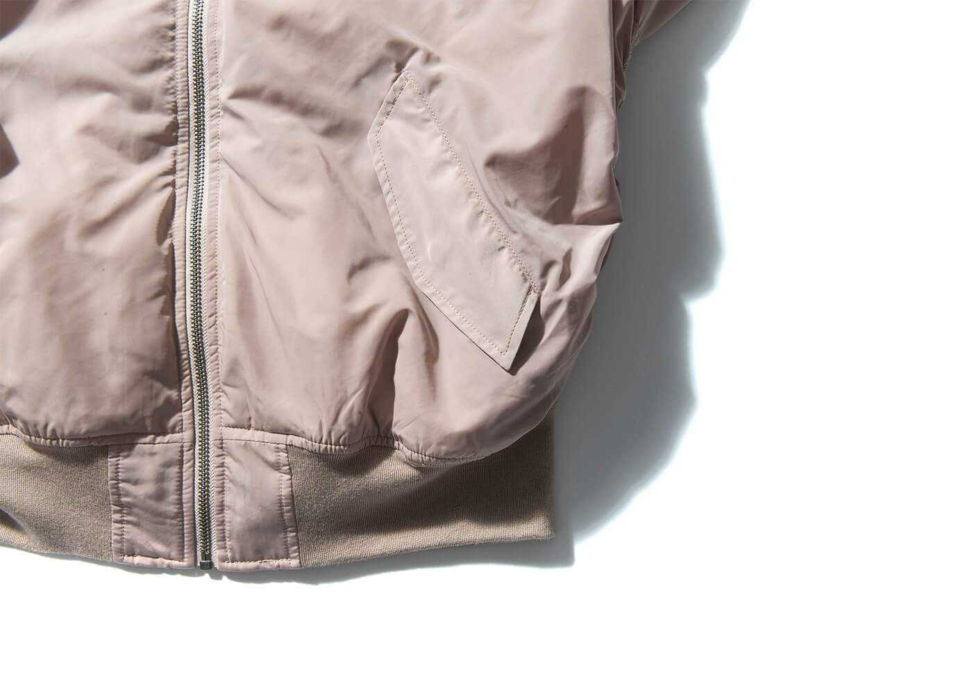 Remix 16 AW Against The Woeld MA1 (11)