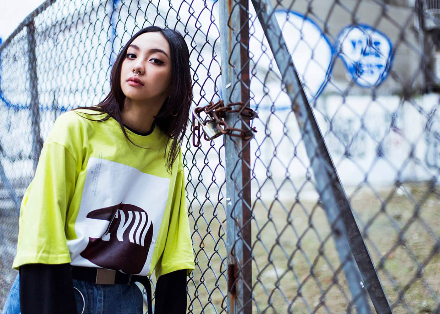 Remix 16 AW Helmet Tee (1)