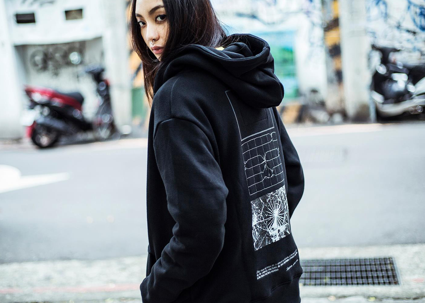 Remix 16 AW Smashed Zip Hoody (1)