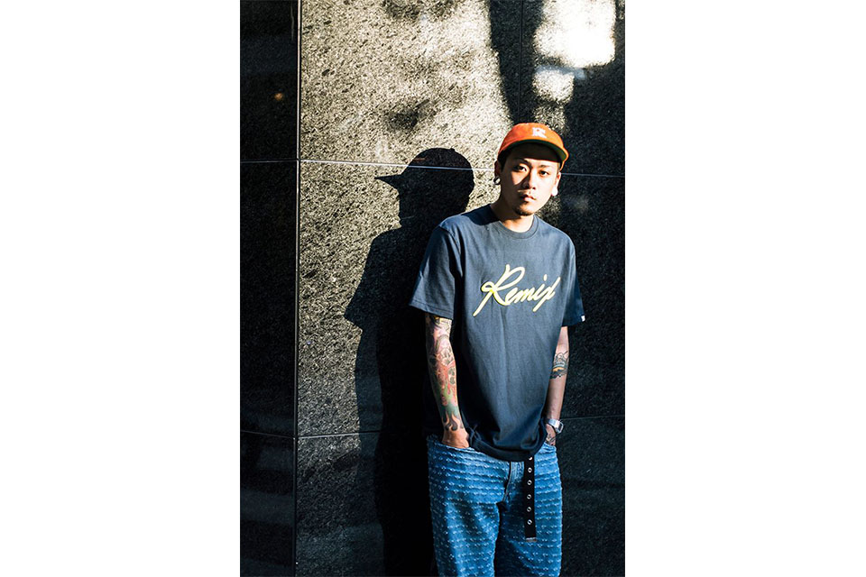 Remix 16 SS Rad Writing Tee (2)