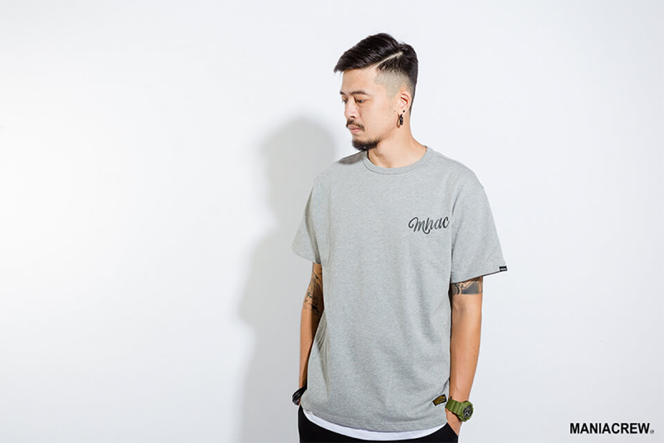 MANIA 17 SS Script Tee (4)