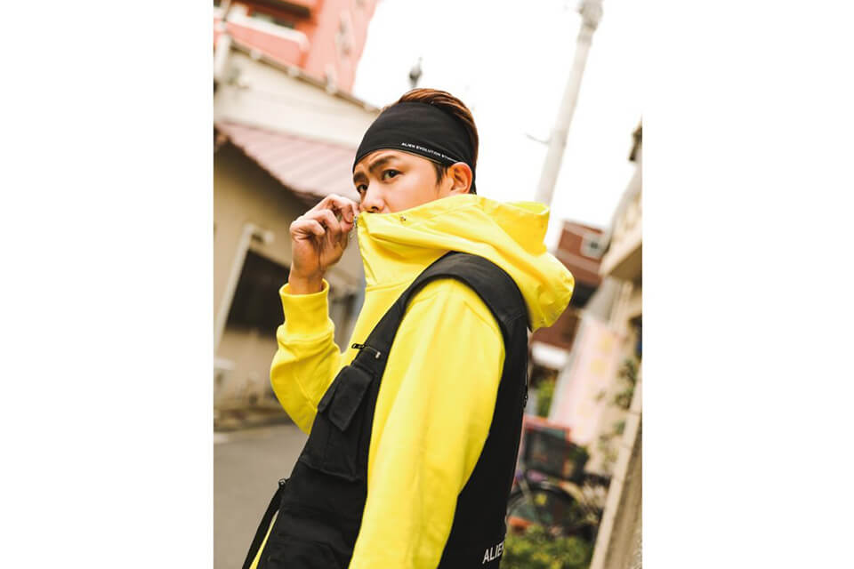 AES 421(六)發售 18 SS Logo Zip Hoodie (0000)