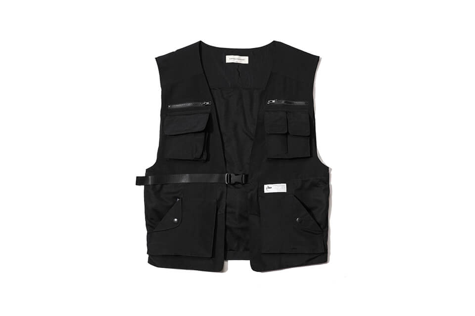 AES 526(六)發售 18 SS Black Utility Vest (3)