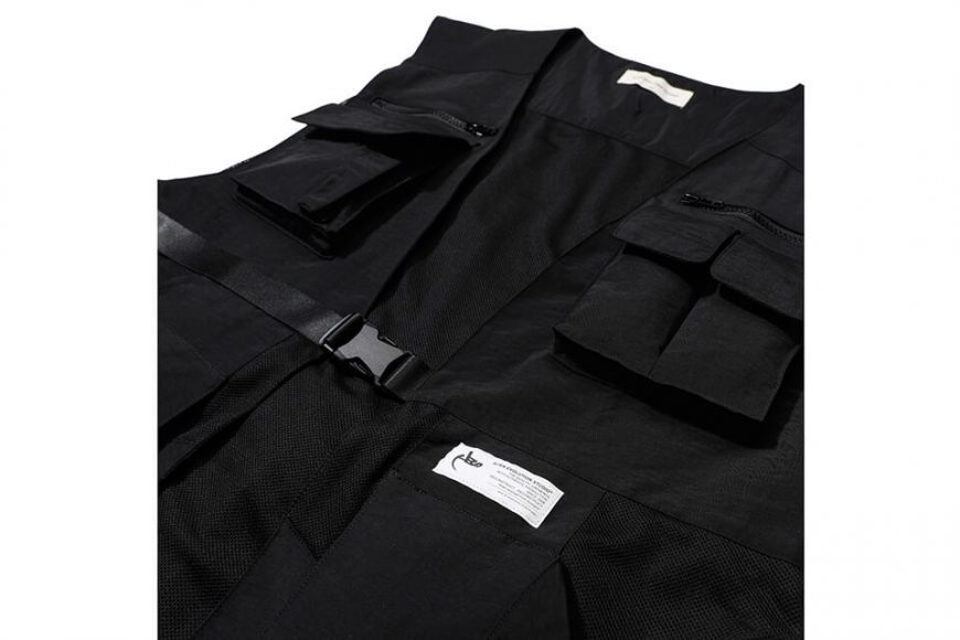 AES 526(六)發售 18 SS Black Utility Vest (5)