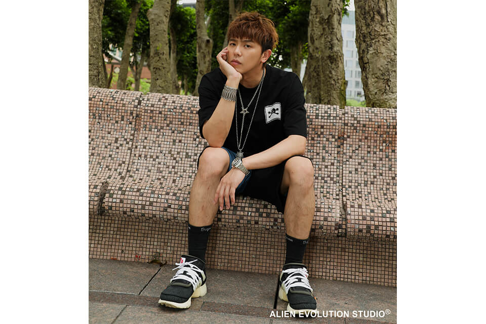 AES 526(六)發售 18 SS Oversized Box Skull Tee (1)