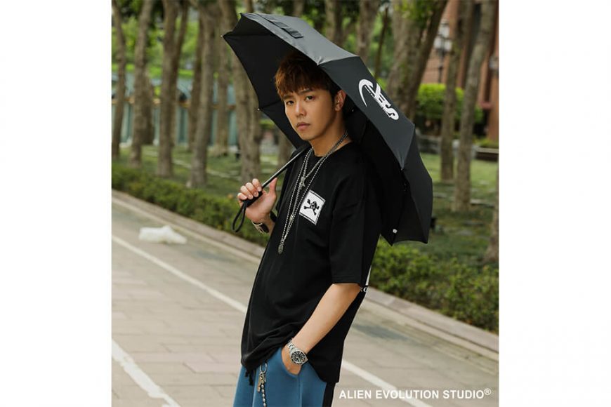 AES 526(六)發售 18 SS Water Resistant Umbrella (1)