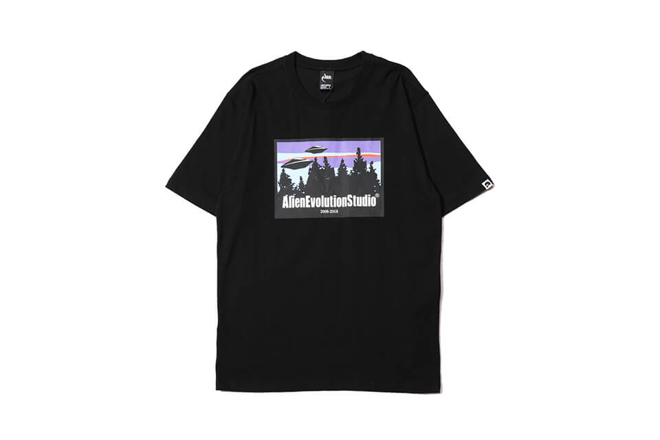 AES 62(六)發售 18 SS Ufo Visit Tee (2)