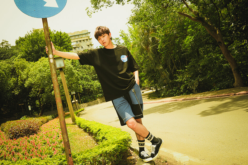 AES 69(六)發售 18 SS Reconstrct Cotton Shorts (2)