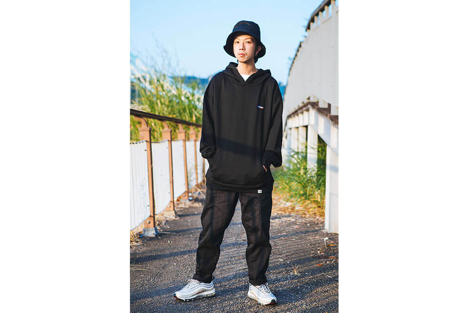 NextMobRiot 121(六)發售 18 AW Space Tai Chi Logo OVS Hoodie (3)