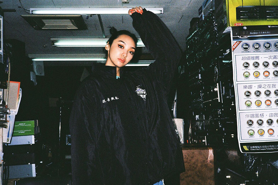 REMIX 18 AW Tpe City Windbreaker (1)