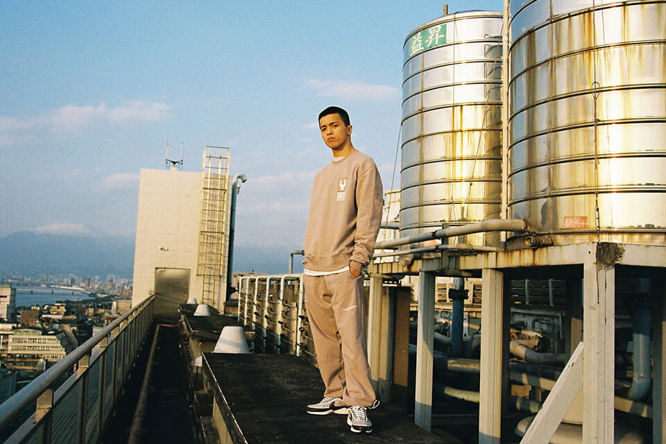 REMIX 26(三)新年初二發售 18 AW H.t.l.l Reversible Crewneck (1)