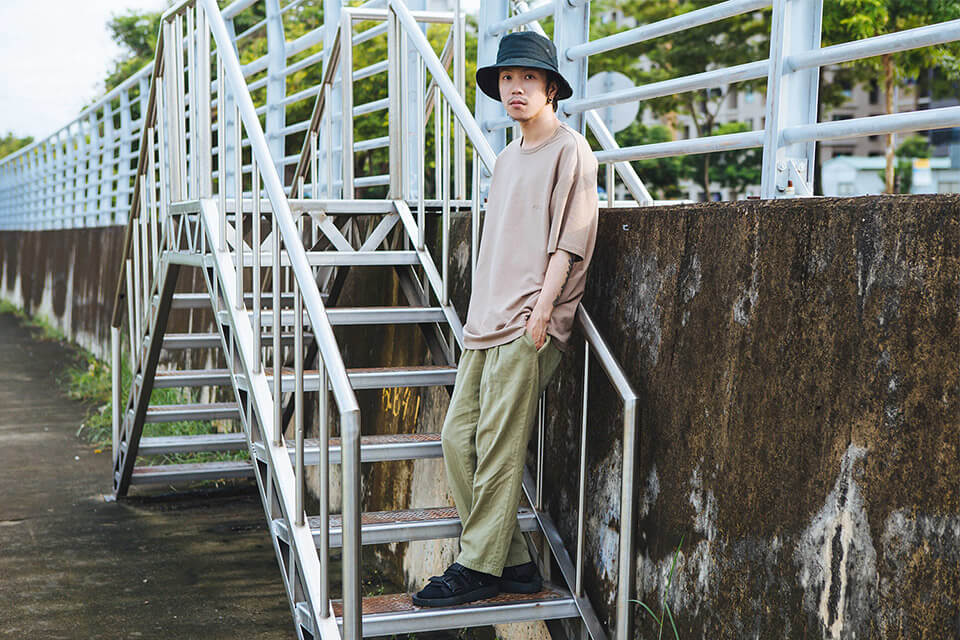NextMobRiot 19 SS Two-Face Splice OVS Tee (2)