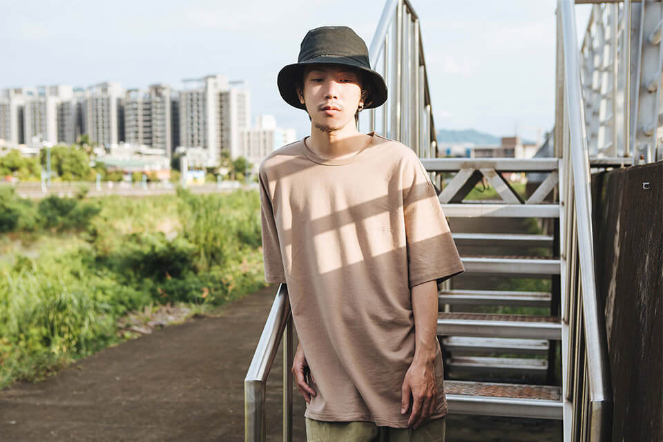 NextMobRiot 19 SS Two-Face Splice OVS Tee (3)