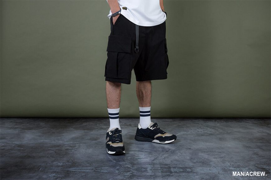 MANIA 19 SS Resiliently Cargo Shorts (2)