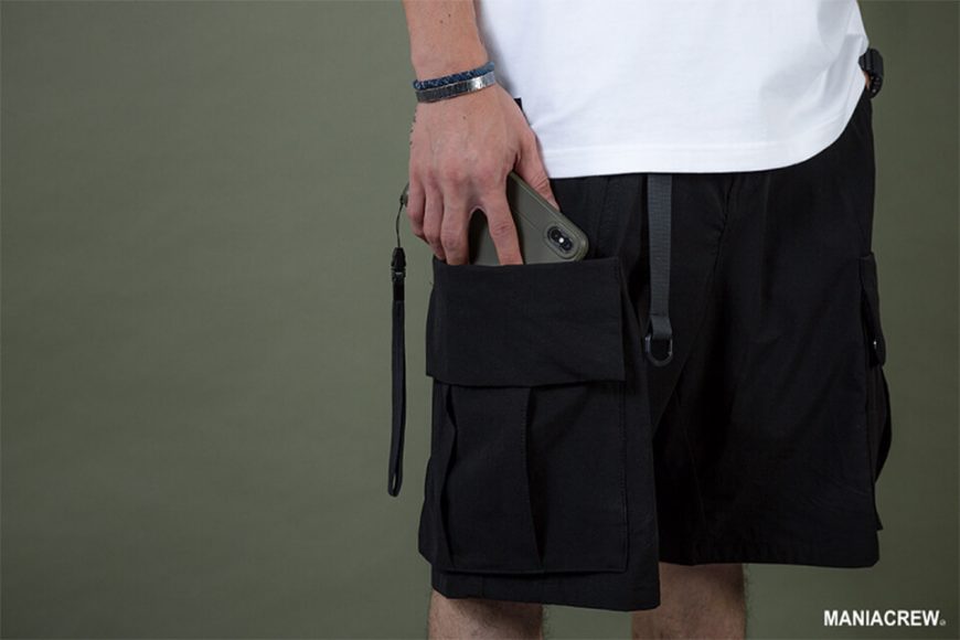 MANIA 19 SS Resiliently Cargo Shorts (3)