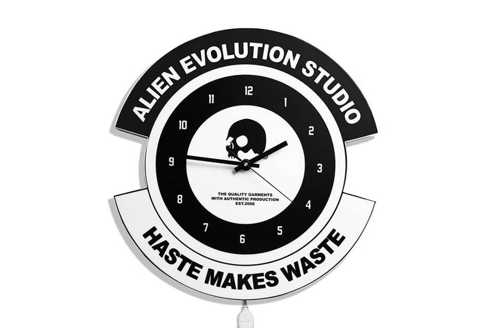 AES 19 AW Light Box Wall Clock (2)