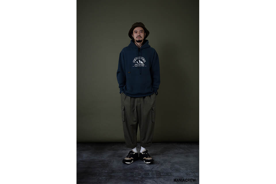 MANIA 19 AW Mountain Hoodie (5)