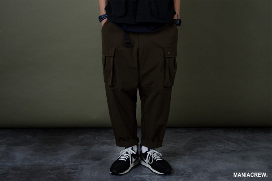 MANIA 19 AW Resiliently Cargo Pants (12)