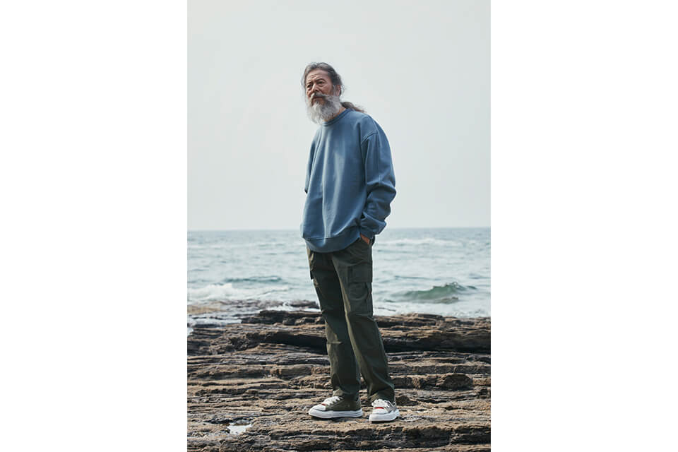 FrizmWORKS 19 FW OG Pigment Dyeing Sweatshirt (1)
