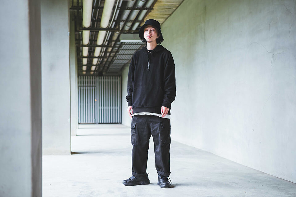 NextMobRiot 19 AW Negative RElogo OV Hoodie (1)