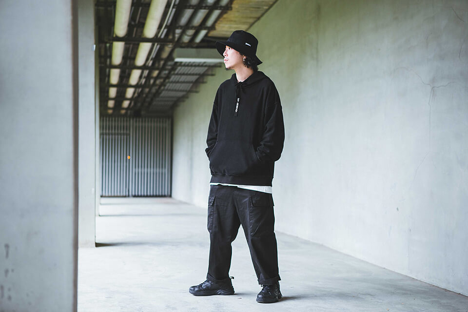 NextMobRiot 19 AW Negative RElogo OV Hoodie (2)
