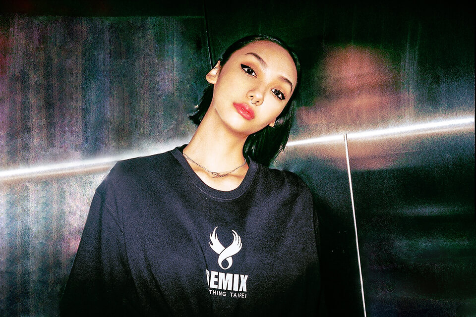 REMIX 20 SS Wing Logo Tee (3)