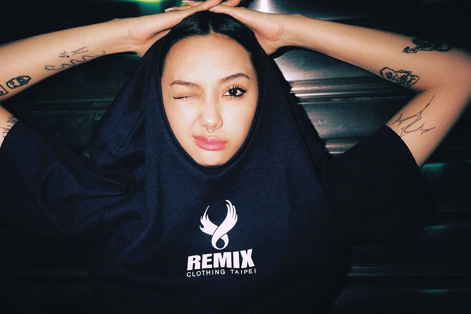 REMIX 20 SS Wing Logo Tee (5)