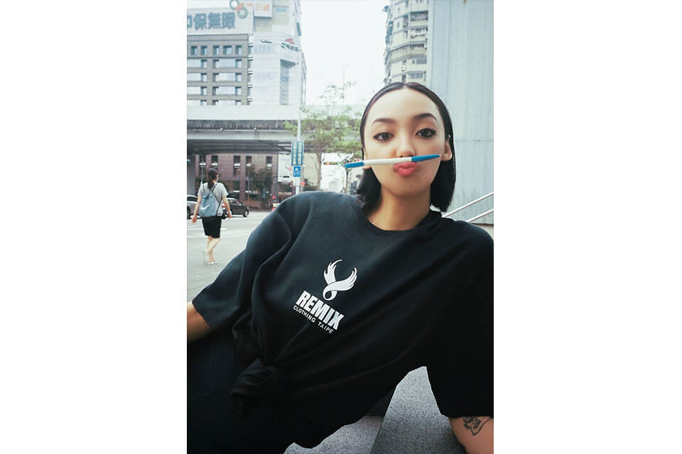 REMIX 20 SS Wing Logo Tee (7)