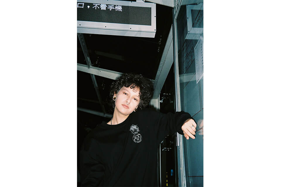 REMIX 20 AW World II LS Tee (7)