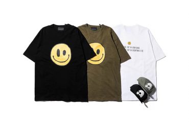 AES 20 AW Smile Face Oversize T-Shirt (1)