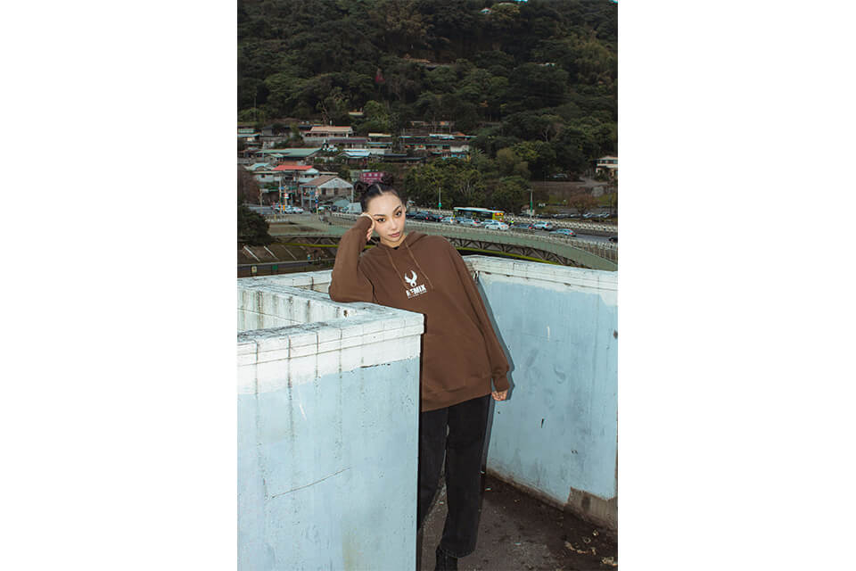 REMIX 20 AW Wing Logo Hoody (15)