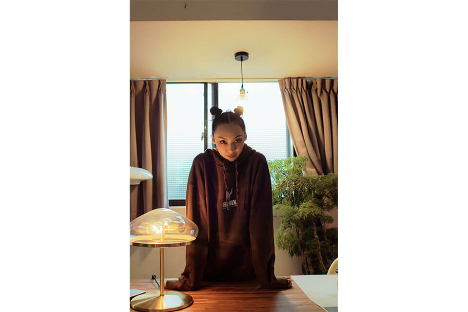 REMIX 20 AW Wing Logo Hoody (17)