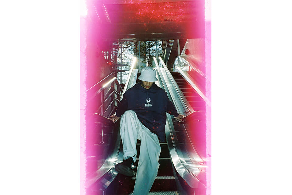 REMIX 20 AW Wing Logo Hoody (2)
