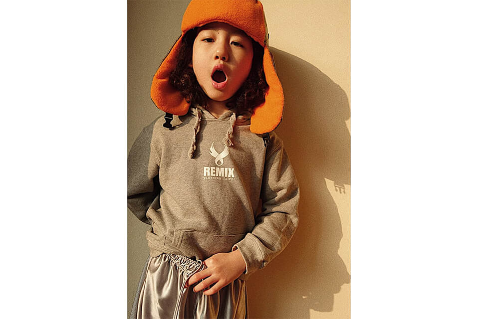 REMIX 20 AW Wing Logo Hoody Kids (4)