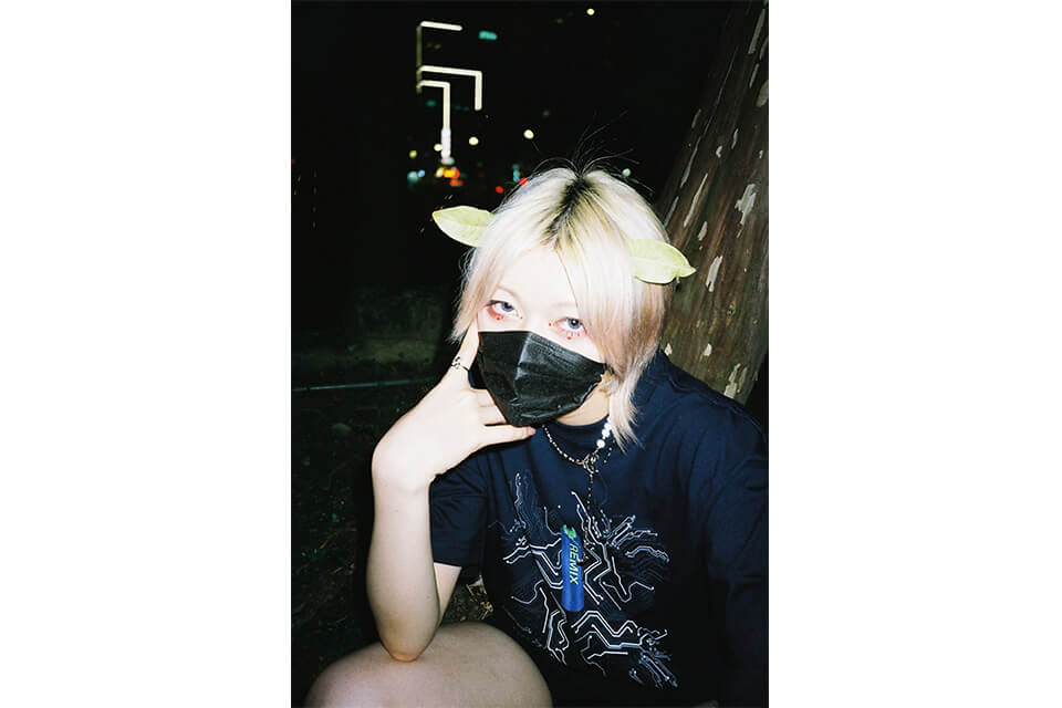 REMIX 21 SS Battery Tee (6)