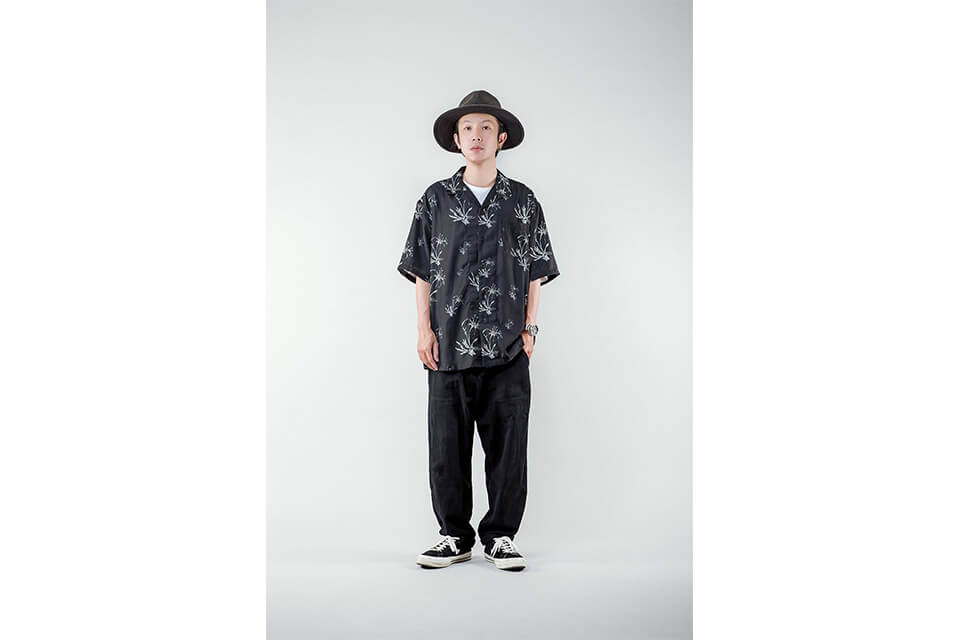NextMobRiot 21 SS Crinum Asiaticum OVS Guayabera Shirt (1)