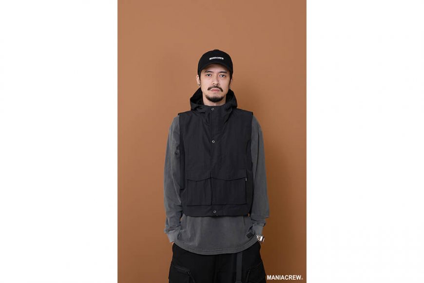 MANIA 21 AW Hooded Vest (4)