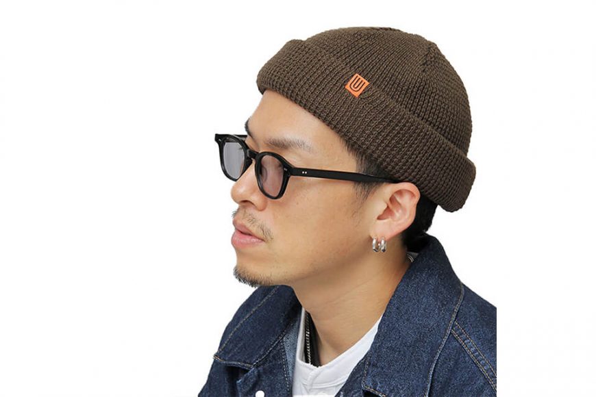 UNIVERSAL OVERALL 21 AW UO Waffle Roll Knit Beanie (12)