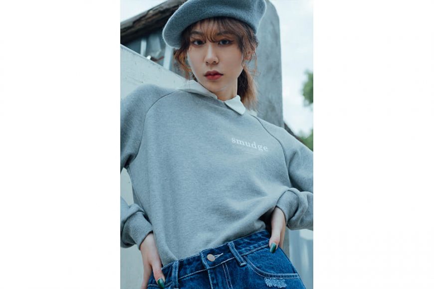 SMG 21 AW Girl Slogan Sweatshirt (2)