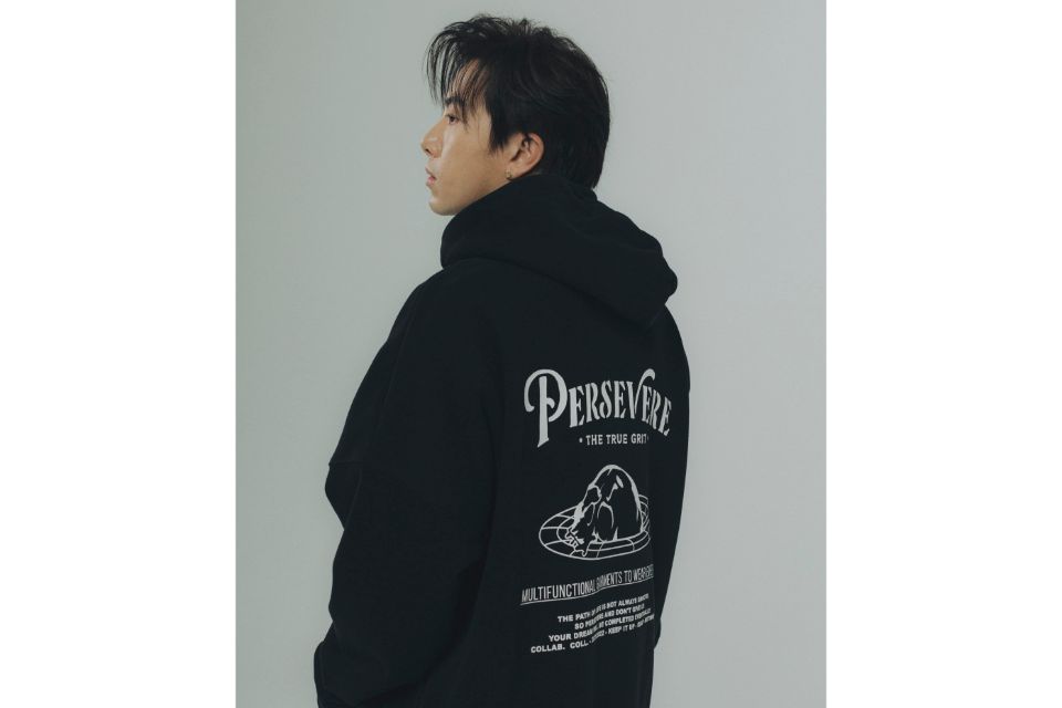10041