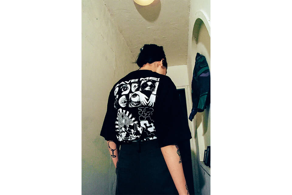 REMIX 21 AW RAVE eYe Tee (2)