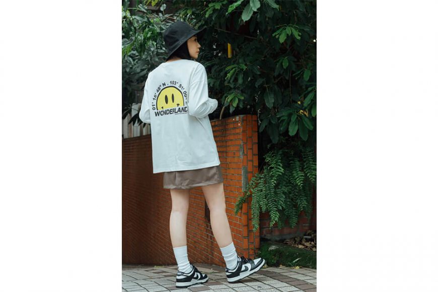 SMG 22 SS WMNS Graphic LS Tee (1)
