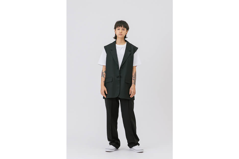 SMG 22 SS Unisex Bone Suit Vest (1)