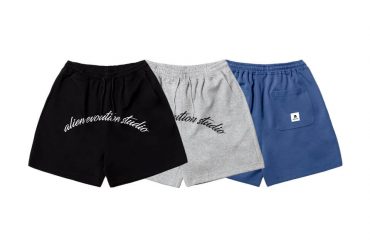 AES 22 SS Cursive Embroidery Shorts (0)