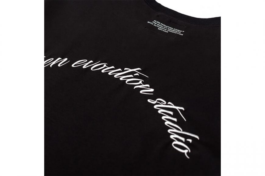 AES 22 SS Cursive Embroidery Tee (7)