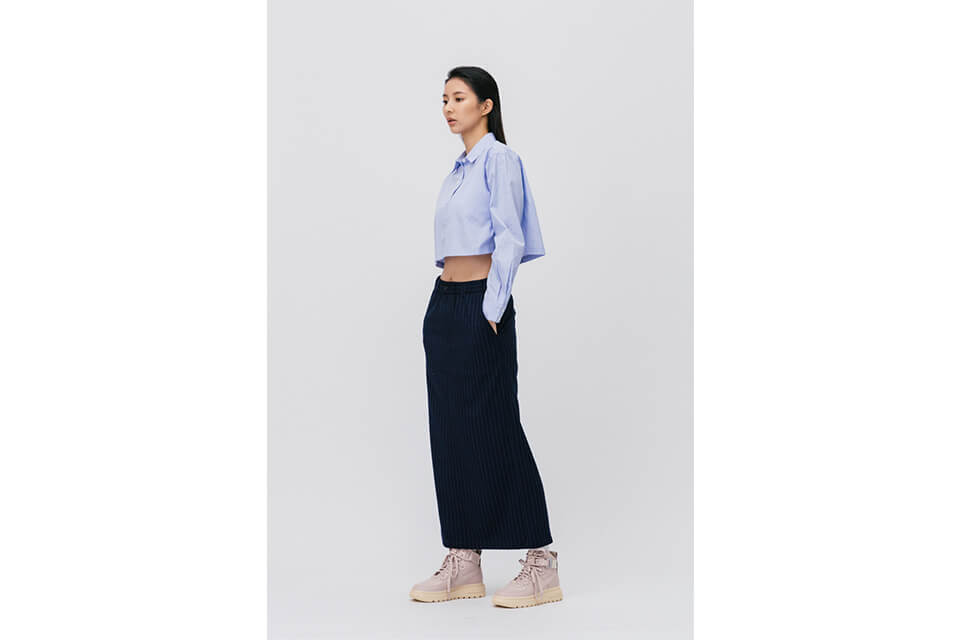 SMG 22 AW WMNS Crop LS Shirt (4)