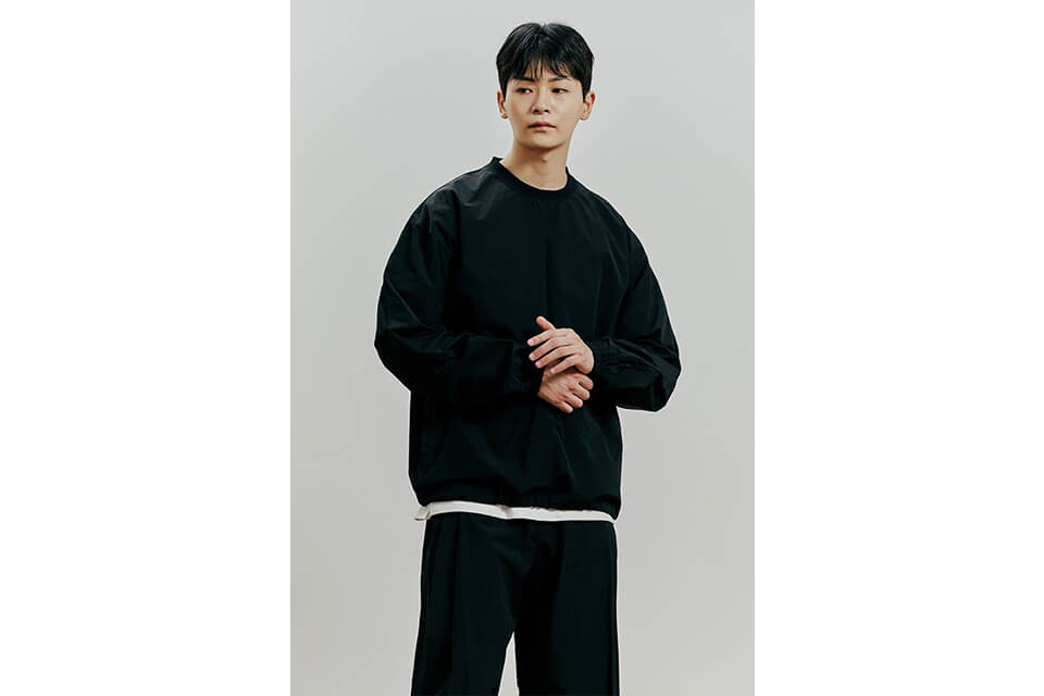 FrizmWORKS 22 FW Crispy Nylon Pullover (2)