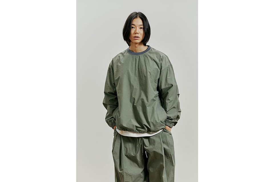 FrizmWORKS 22 FW Crispy Nylon Pullover (4)