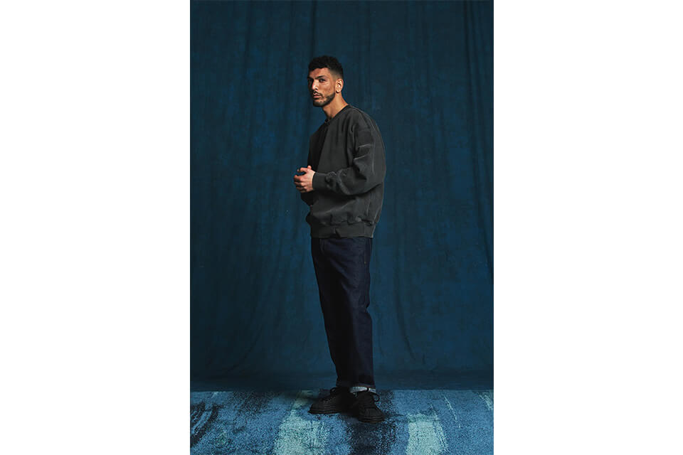 FrizmWORKS 22 FW OG Pigment Dyeing Sweatshirt 002 (1)